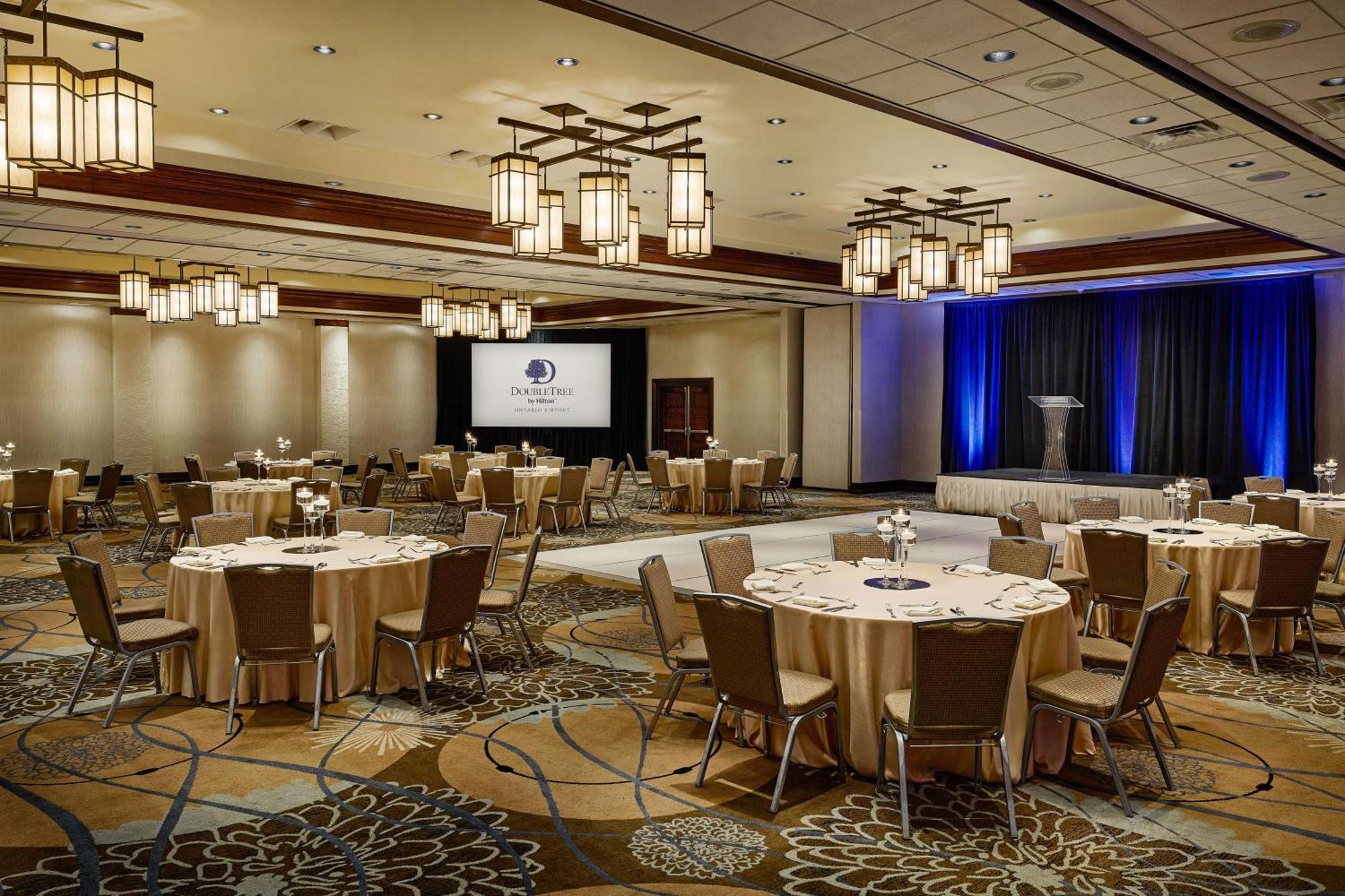 Doubletree By Hilton Ontario Airport Hotel Ngoại thất bức ảnh